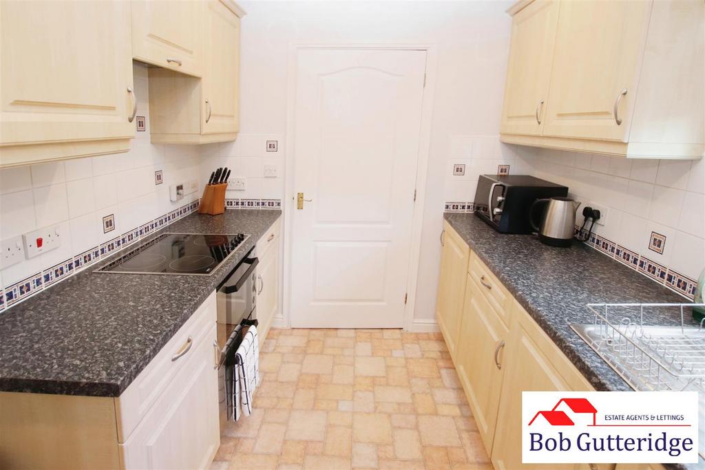 Fitted kitchen