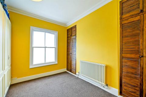 9 Alexandra Road, Windsor, SL4 1JH