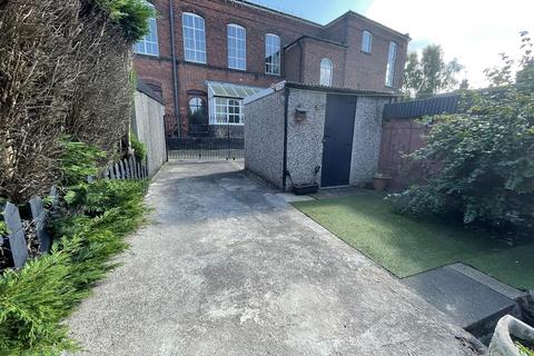 2 Albert Street, Leek, ST13 8AH