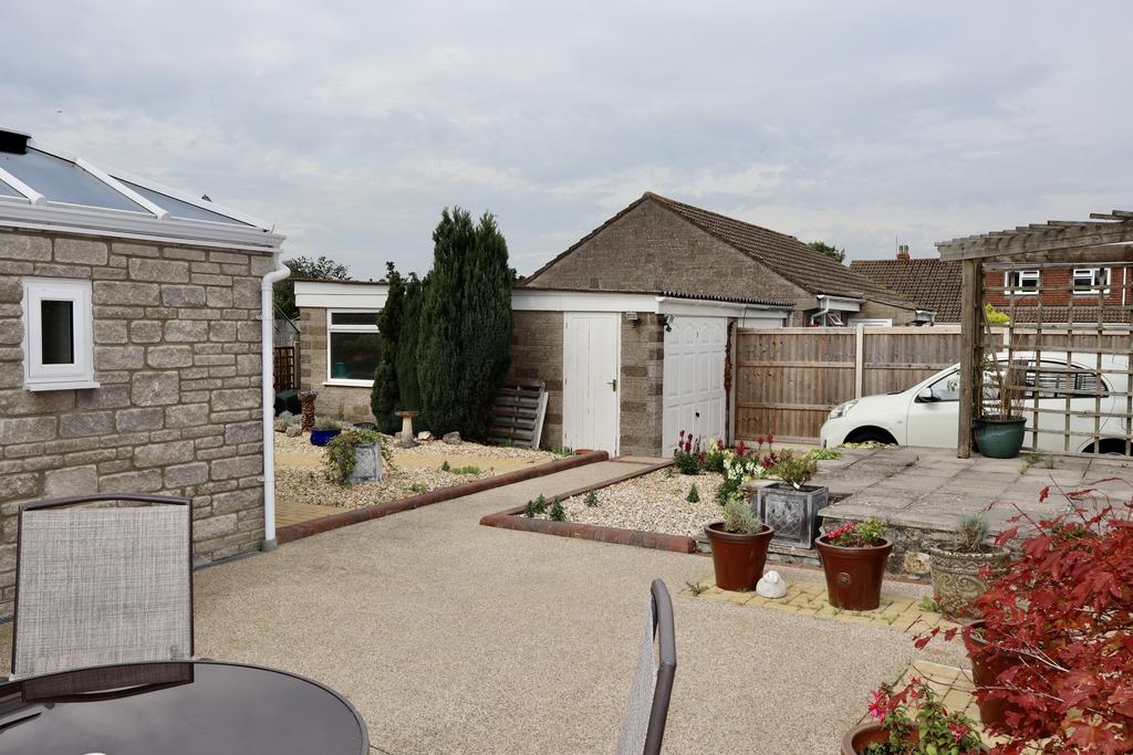 Rear garden and garage