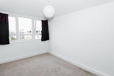 3 bedroom maisonette for sale, Badric Court, Battersea SW11