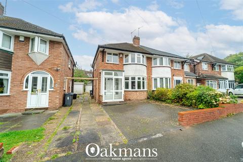 3 bedroom semi-detached house to rent, Goss Croft, Selly Oak, B29