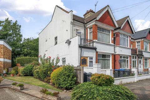 Flat 3, 42 The Crescent, London, SW19 8AN
