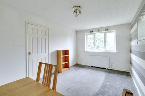 1 bedroom flat for sale, Stirling Close, Rainham RM13