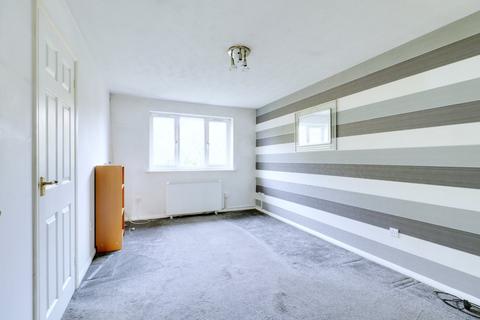 1 bedroom flat for sale, Stirling Close, Rainham RM13