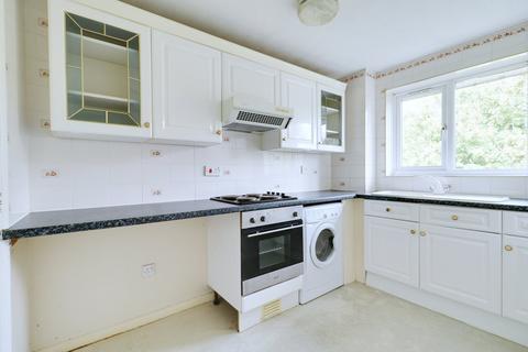 1 bedroom flat for sale, Stirling Close, Rainham RM13