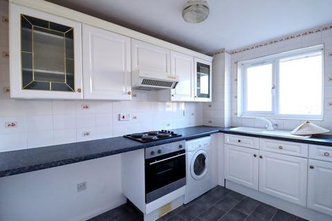 1 bedroom flat for sale, Stirling Close, Rainham RM13