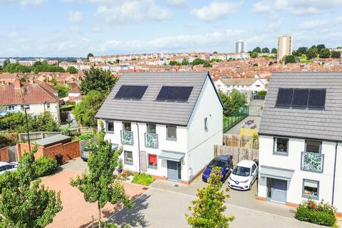 2 bedroom semi-detached house for sale, Mason Close, Bedminster, Bristol, BS3