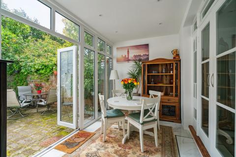 2 bedroom ground floor maisonette for sale, Moss Lane, Pinner Village, HA5