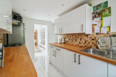 2 bedroom ground floor maisonette for sale, Moss Lane, Pinner Village, HA5