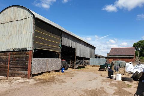 Farm for sale, Worcester Road, Pirton WR8