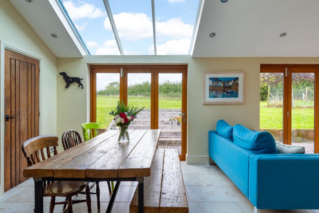 Breakfast Room