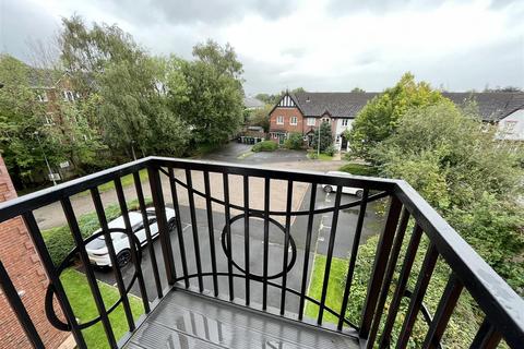 2 bedroom flat for sale, Brompton Way, Handforth, Wilmslow