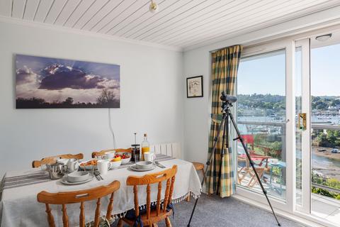 4 bedroom apartment for sale, 5 Marina Court, Lower Contour Road, Kingswear