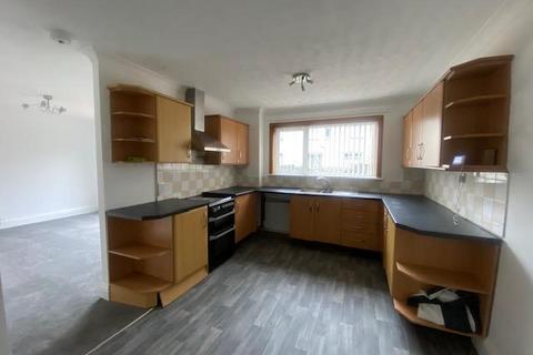 2 bedroom terraced house to rent, Craigie Drive, Craigiebank, Dundee, DD4