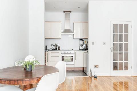 2 bedroom flat to rent, Finborough Road, Chelsea, London, SW10