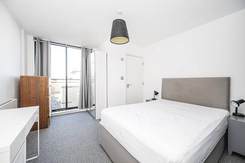 2 bedroom flat for sale, Carillon Court, Greatorex Street, Spitalfields, London, E1