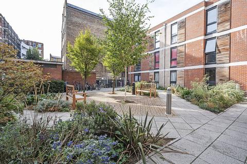 2 bedroom flat for sale, Carillon Court, Greatorex Street, Spitalfields, London, E1