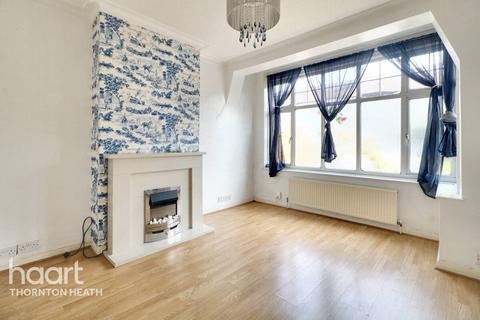 3 bedroom terraced house for sale, Earlswood Avenue, Thornton Heath