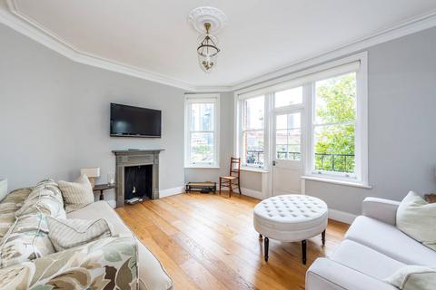 3 bedroom flat to rent, Cremorne Road, Chelsea, London, SW10