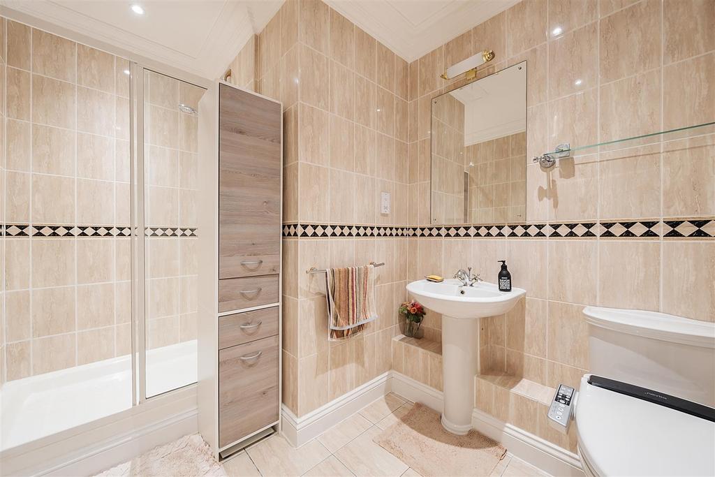 Ensuite Shower Room