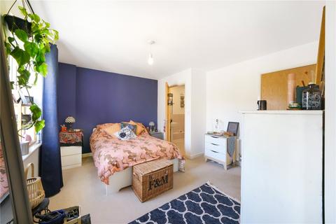 33 Chris Pullen Way, London, N7 9FG