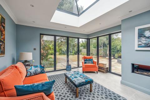 Abbots Mead Crown Lane, Farnham Royal, Slough, SL2 3SF