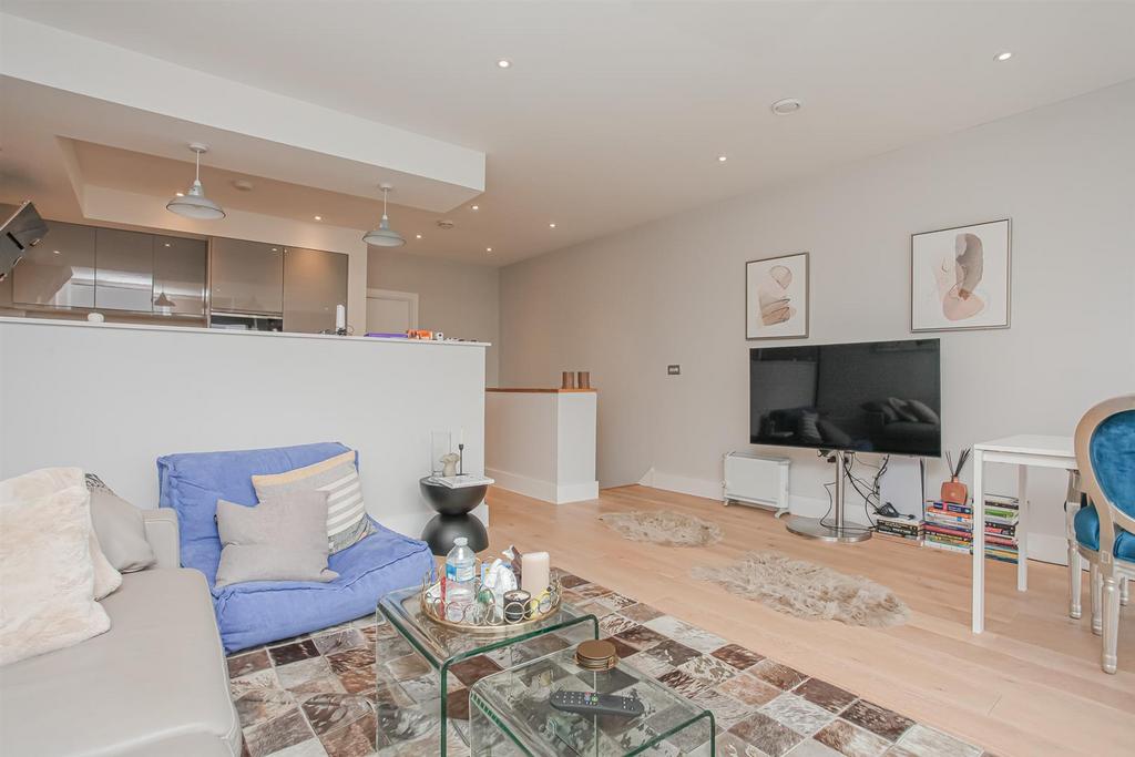 Flat 3 Hawthorne House (8).jpg