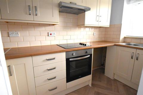 1 bedroom flat to rent, Steeple Close, Rochford