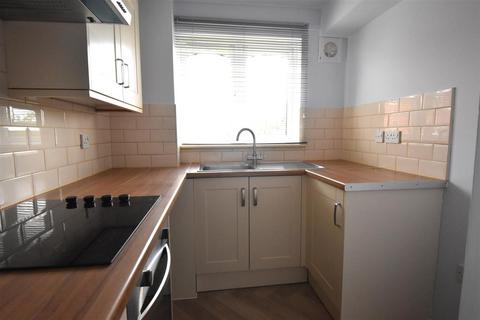 1 bedroom flat to rent, Steeple Close, Rochford