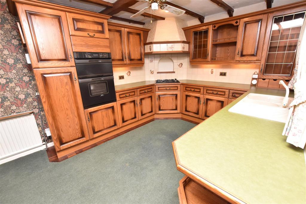 Kitchen diner