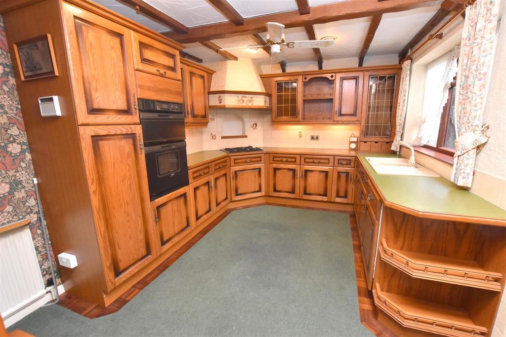 Kitchen diner