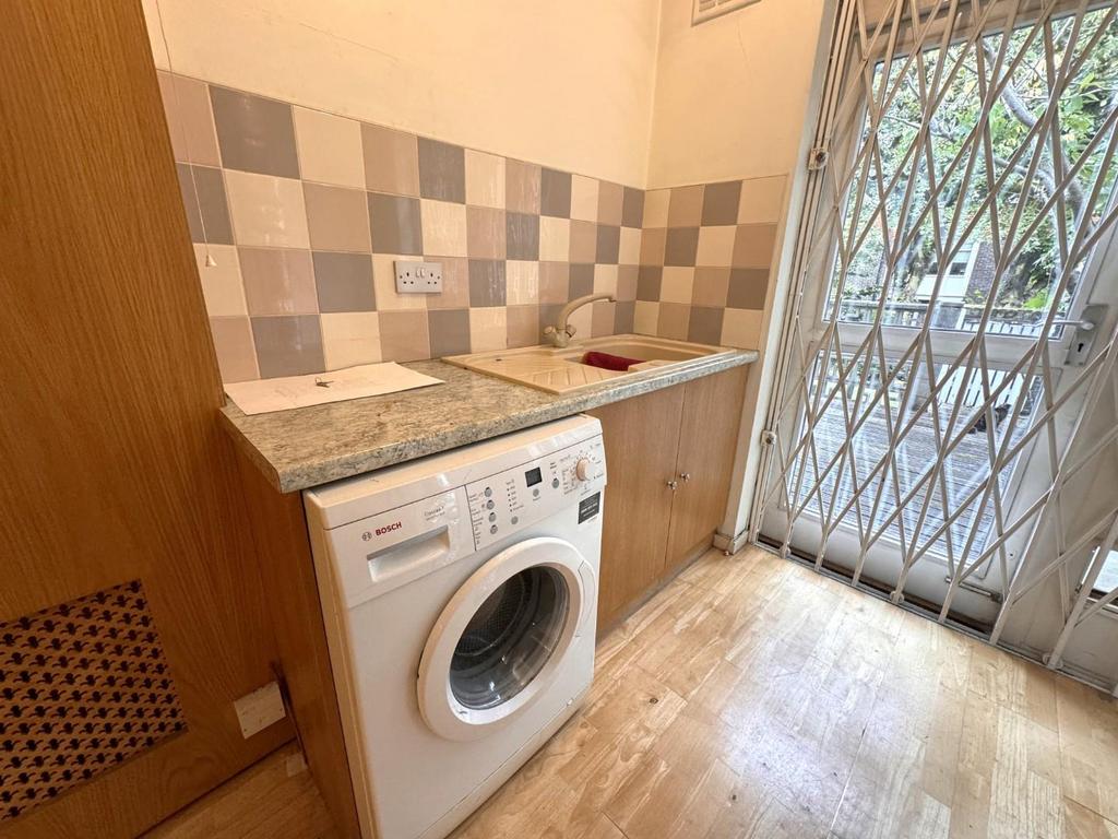 Kitchen 2