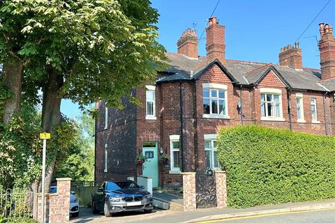 4 bedroom end of terrace house for sale, Buxton Road, Disley, Stockport