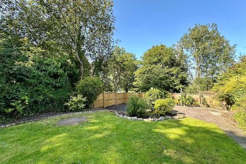 143 Buxton Road, Disley, Stockport, SK12 2HF