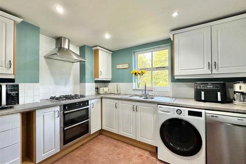 143 Buxton Road, Disley, Stockport, SK12 2HF
