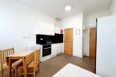 Studio to rent, 704 Woolwich Road Studio 10 London SE7 8LQ