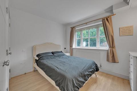 1 bedroom flat for sale, Gammons Lane, Watford, WD24