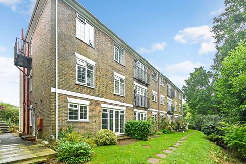 2 bedroom flat for sale, Heathfield Green, Midhurst GU29