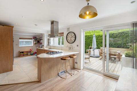 3 bedroom semi-detached house for sale, Heath Road, Beaconsfield, HP9