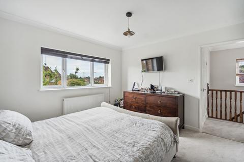 57 Heath Road, Beaconsfield, HP9 1DG