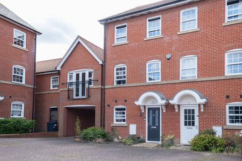 4 bedroom terraced house for sale, George Roche Road, Canterbury, CT1