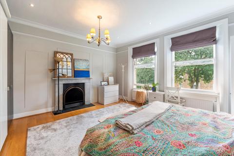 2 bedroom flat for sale, Thurlow Road, London, NW3