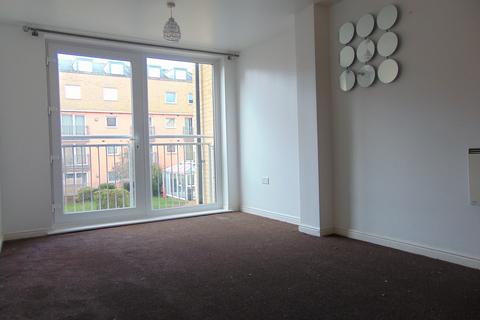 2 bedroom apartment to rent, Feltham TW14