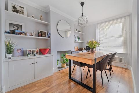 182 Bath Road, Longwell Green, Bristol, BS30 9DB