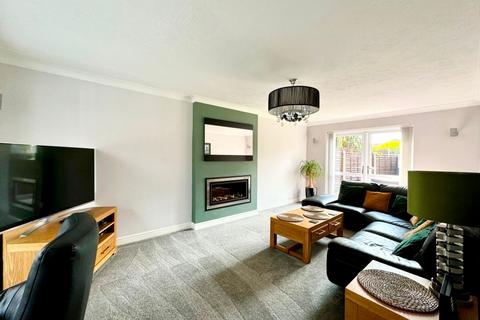 4 bedroom detached house for sale, Newham Drive, Bury BL8