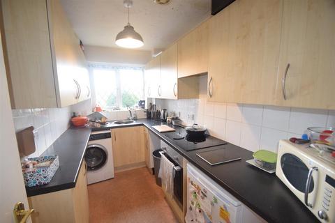 2 bedroom flat for sale, Underhill Close, Newport