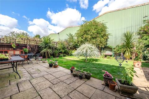 4 bedroom detached house for sale, The Courtyard, Billingborough, Sleaford, NG34