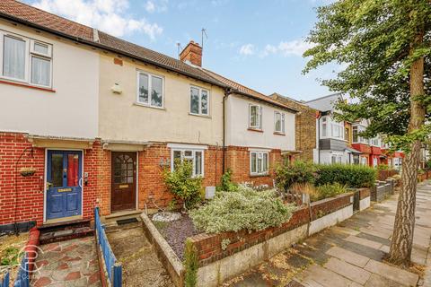 9 Montague Road, London, W7 3PG