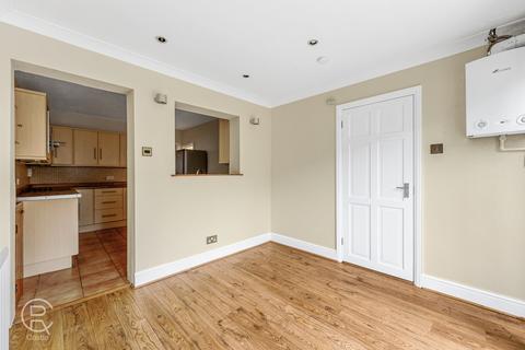 9 Montague Road, London, W7 3PG